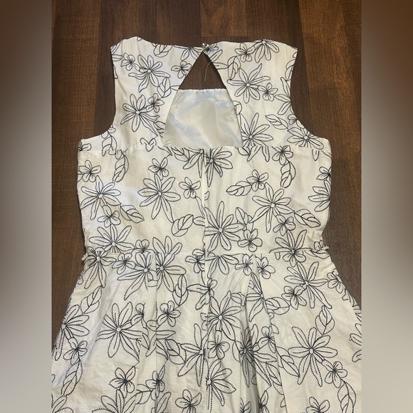 Danny & Nicole Black and White Fit and Flare Midi Dress - Picture 4 of 11